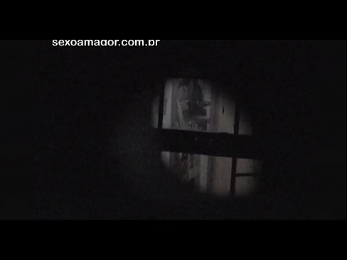 ❤️ 블론디는 중공 벽돌 뒤에 숨겨진 이웃 뱃사공에 의해 비밀리에 비디오에 녹화됩니다. ️ 포르노 포르노에서 ko.my-hentai-gallery.ru ️❤